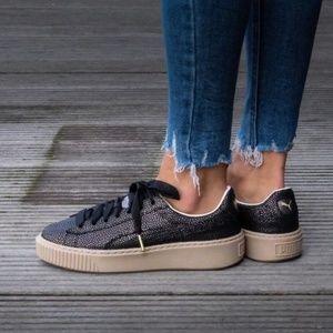 PUMA Platform LUX Sneaker, 9.5, fit 9! Like new.